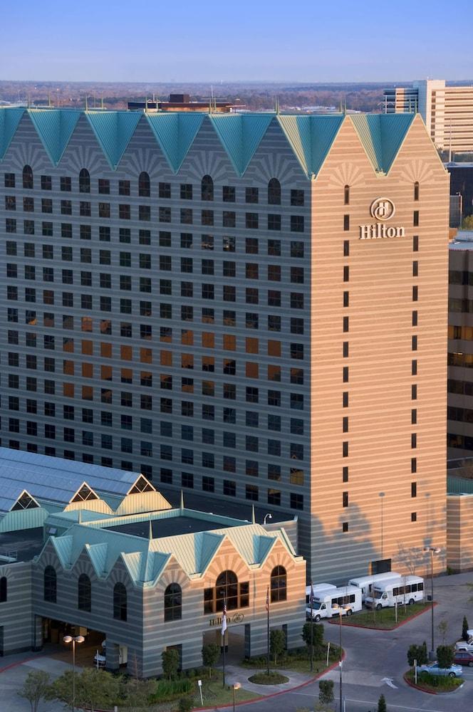 Hilton Houston North Hotel Ngoại thất bức ảnh