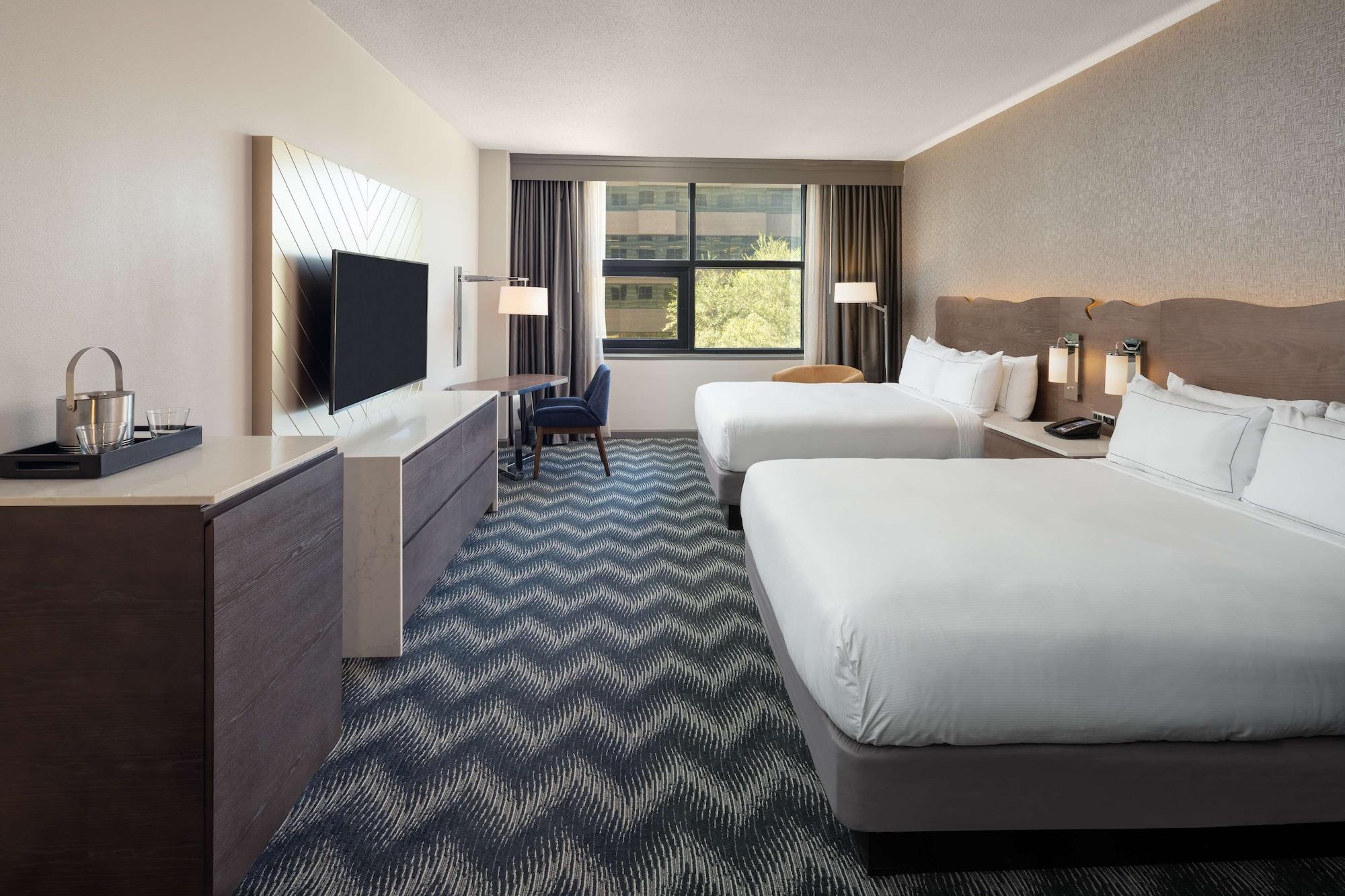 Hilton Houston North Hotel Ngoại thất bức ảnh