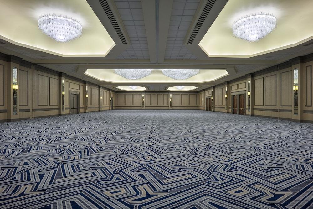 Hilton Houston North Hotel Ngoại thất bức ảnh