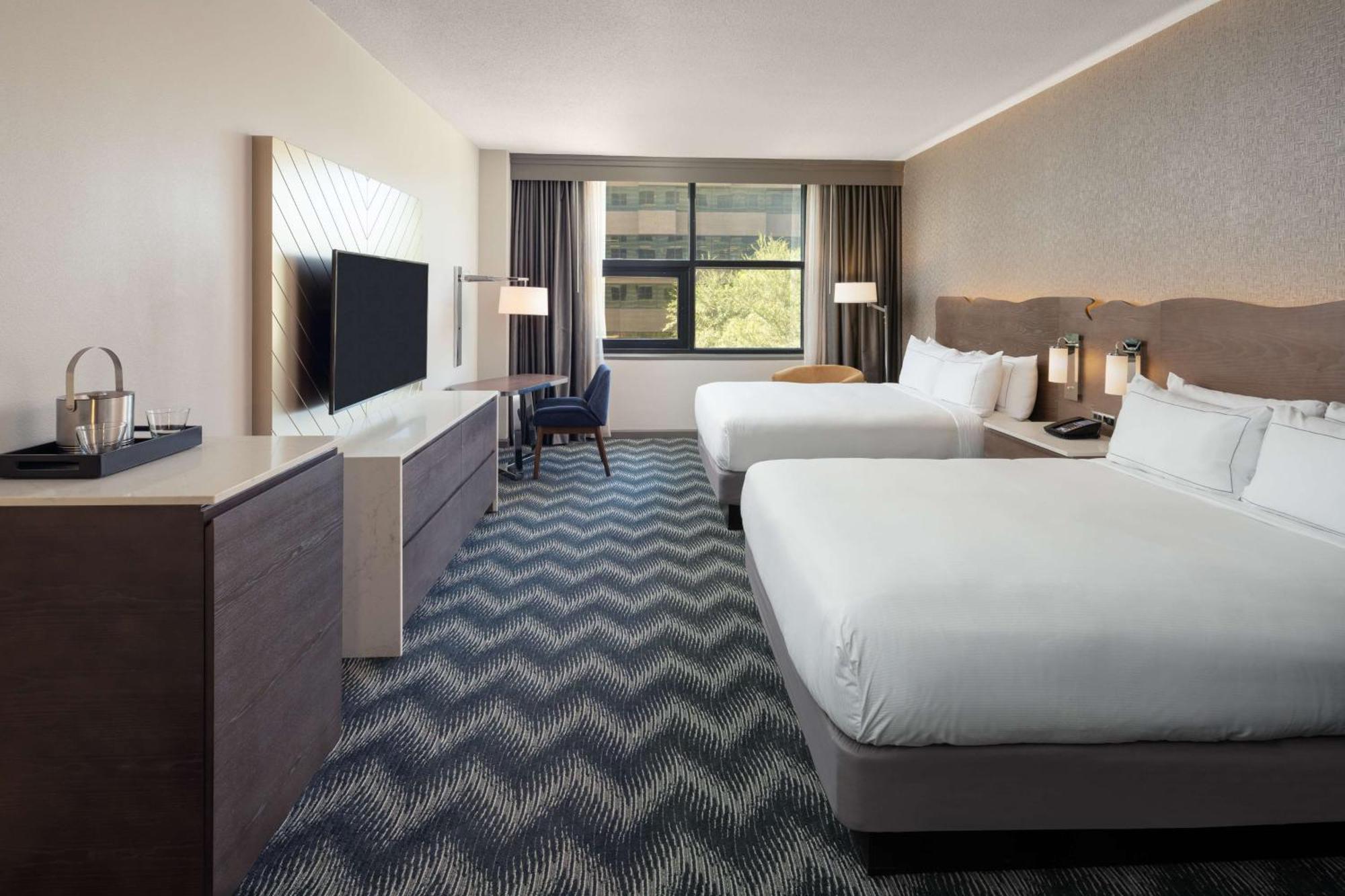 Hilton Houston North Hotel Ngoại thất bức ảnh