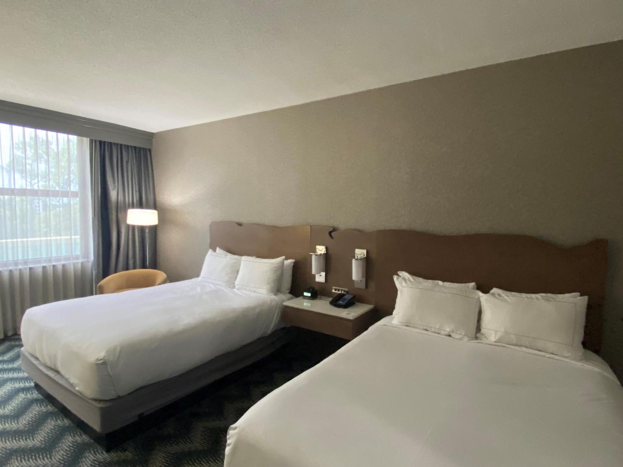 Hilton Houston North Hotel Ngoại thất bức ảnh