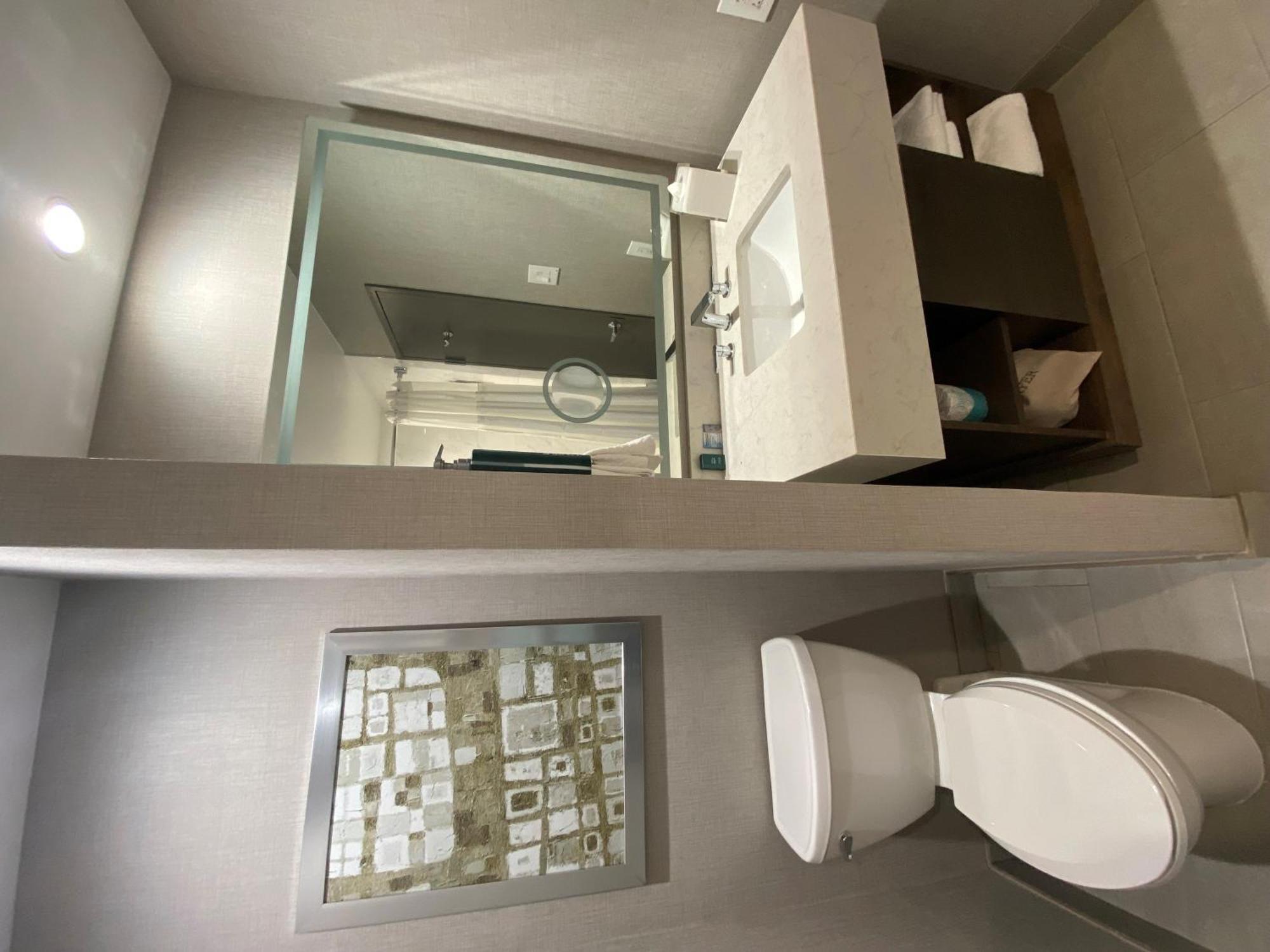 Hilton Houston North Hotel Ngoại thất bức ảnh