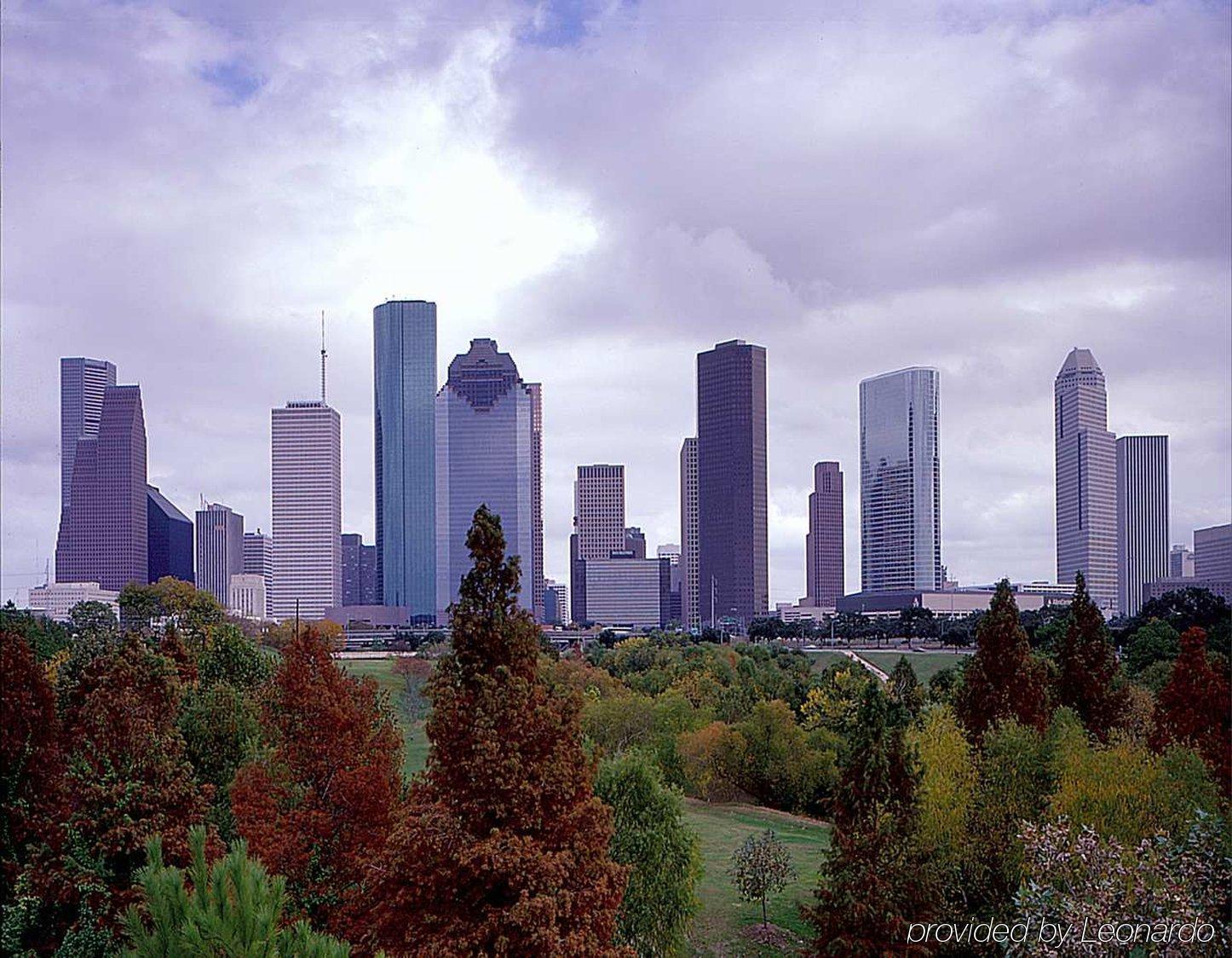 Hilton Houston North Hotel Ngoại thất bức ảnh